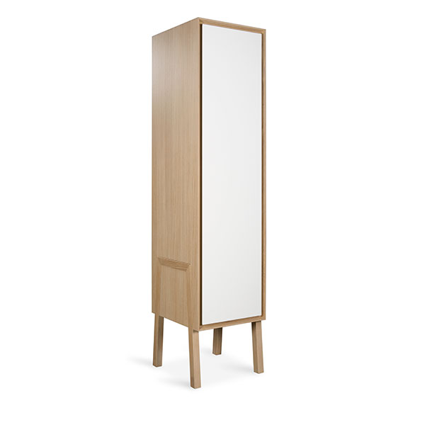 Thothem - Kasaan Portrait, Belgian oak furniture